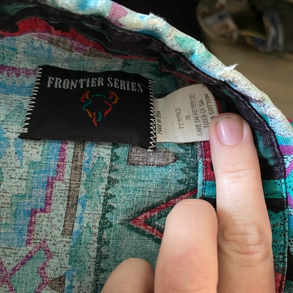 Vintage frontier series button up - Picture 2 of 5